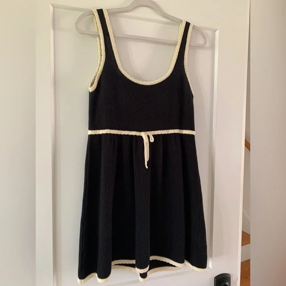 Djerf Avenue Amorini dress size small - Picture 3 of 6